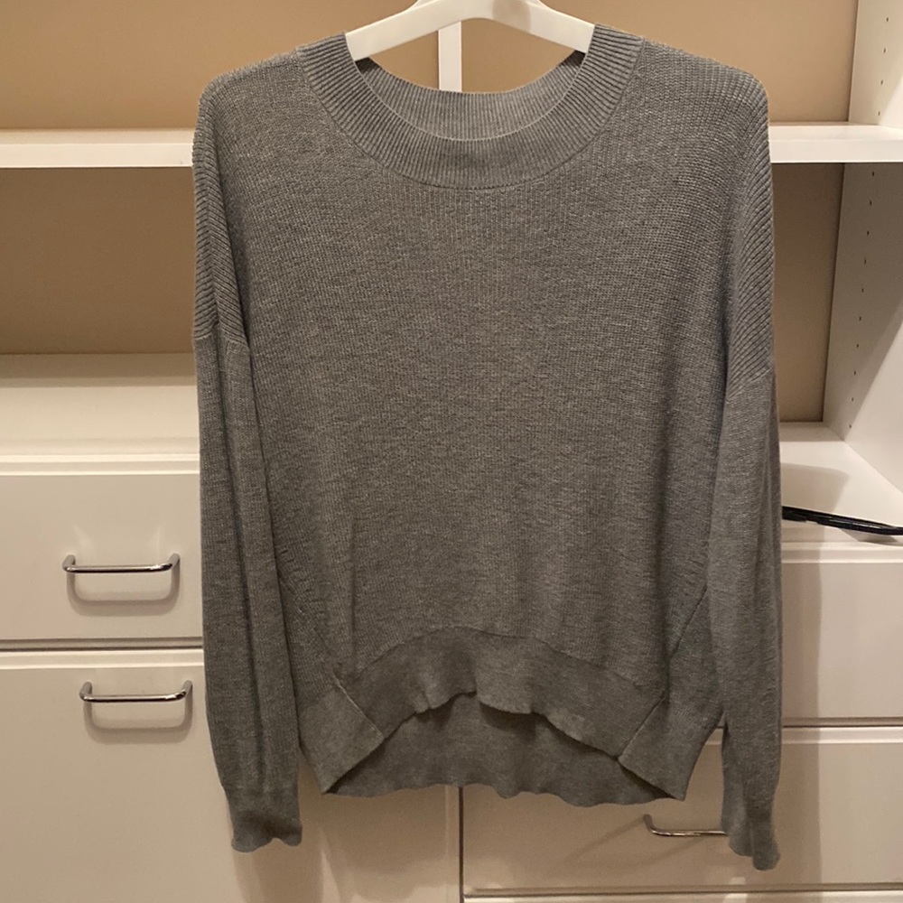 BP crew sweater
